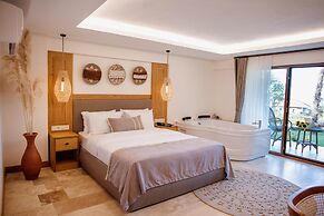 Villaqua Boutique Hotel