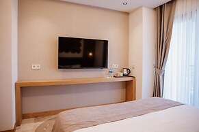 Villaqua Boutique Hotel