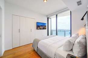 Apartment Offering Direct Bay Views