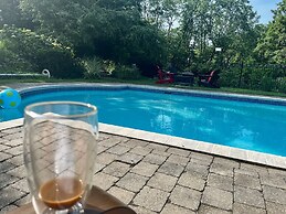 Caledon Manor and Country Inn