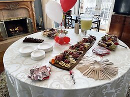 Caledon Manor and Country Inn