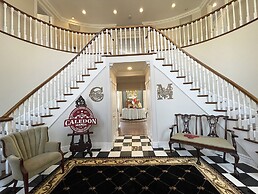 Caledon Manor and Country Inn