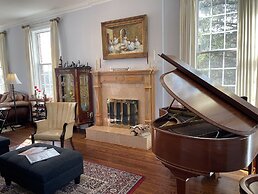 Caledon Manor and Country Inn