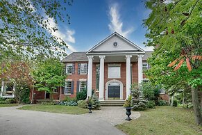 Caledon Manor and Country Inn