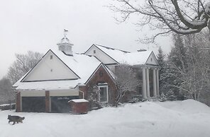 Caledon Manor and Country Inn