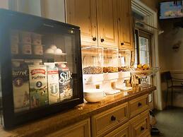 Caledon Manor and Country Inn