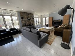 Caledon Manor and Country Inn