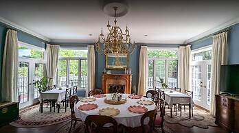 Caledon Manor and Country Inn