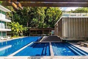 Private studio at Zen Space by Lofty