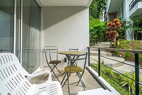 Private studio at Zen Space by Lofty