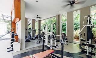 Private studio at Zen Space by Lofty