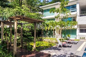 Private studio at Zen Space by Lofty