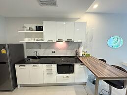 Apartment at Emerald Terrace by Lofty