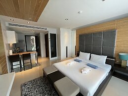 Apartment at Emerald Terrace by Lofty