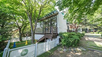 Pocheon Luxjay pet Pension