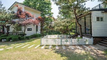 Pocheon Luxjay pet Pension