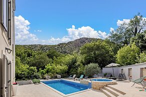 Nature Villa Frangipane With Pool