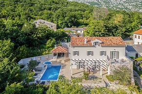 Nature Villa Frangipane With Pool