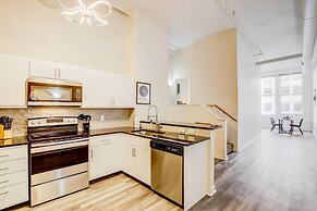 TWO CozySuites Apt w Skybridge Access 3