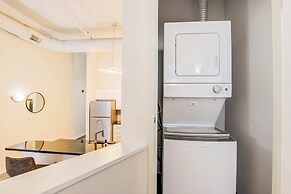 TWO CozySuites Apt w Skybridge Access 3