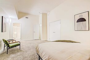 TWO CozySuites Apt w Skybridge Access 3