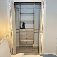 Villa Michloe - Steps From Wilton Drive