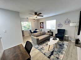 Villa Michloe - Steps From Wilton Drive