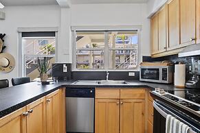 Serene Seaside Escape 1BR Bliss