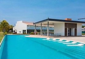 Three New Beautiful Villas In Punta Cala