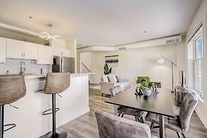 TWO CozySuites Apt w Skybridge Access 4