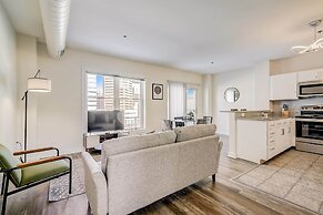 TWO CozySuites Apt w Skybridge Access 4