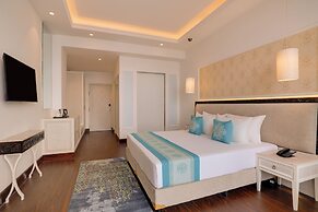 Lemon Tree Premier Budhanilkanth