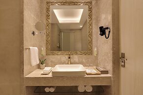 Lemon Tree Premier Budhanilkanth