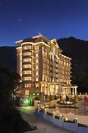 Lemon Tree Premier Budhanilkanth