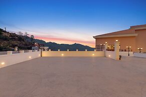 Lemon Tree Premier Budhanilkanth