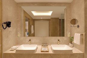 Lemon Tree Premier Budhanilkanth