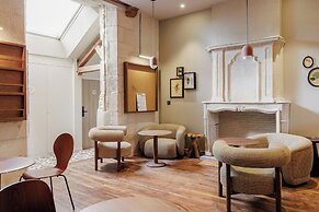 Hôtel Cloître - Entrée autonome, réception en ligne - Encore Mieux