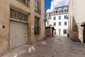 Hôtel Cloître - Entrée autonome, réception en ligne - Encore Mieux