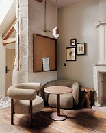 Hôtel Cloître - Entrée autonome, réception en ligne - Encore Mieux