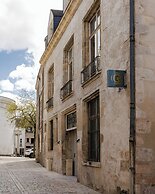 Hôtel Cloître - Entrée autonome, réception en ligne - Encore Mieux