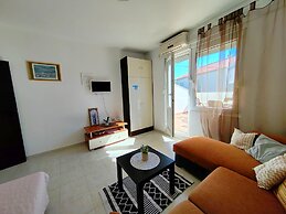 Poncho Apartment Close to Center