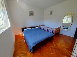 Poncho Apartment Close to Center