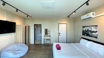 Breakers Hotel Rawai