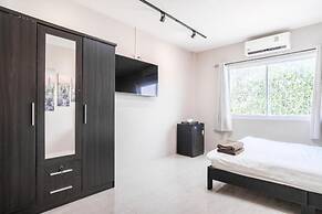 Breakers Hotel Rawai