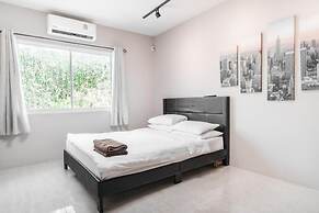 Breakers Hotel Rawai