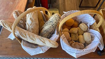 Breakers Hotel Rawai