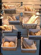 Breakers Hotel Rawai