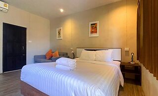 New Breakers Hotel Rawai