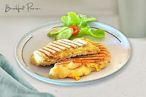 New Breakers Hotel Rawai