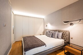 Renovato Deluxe Apartment